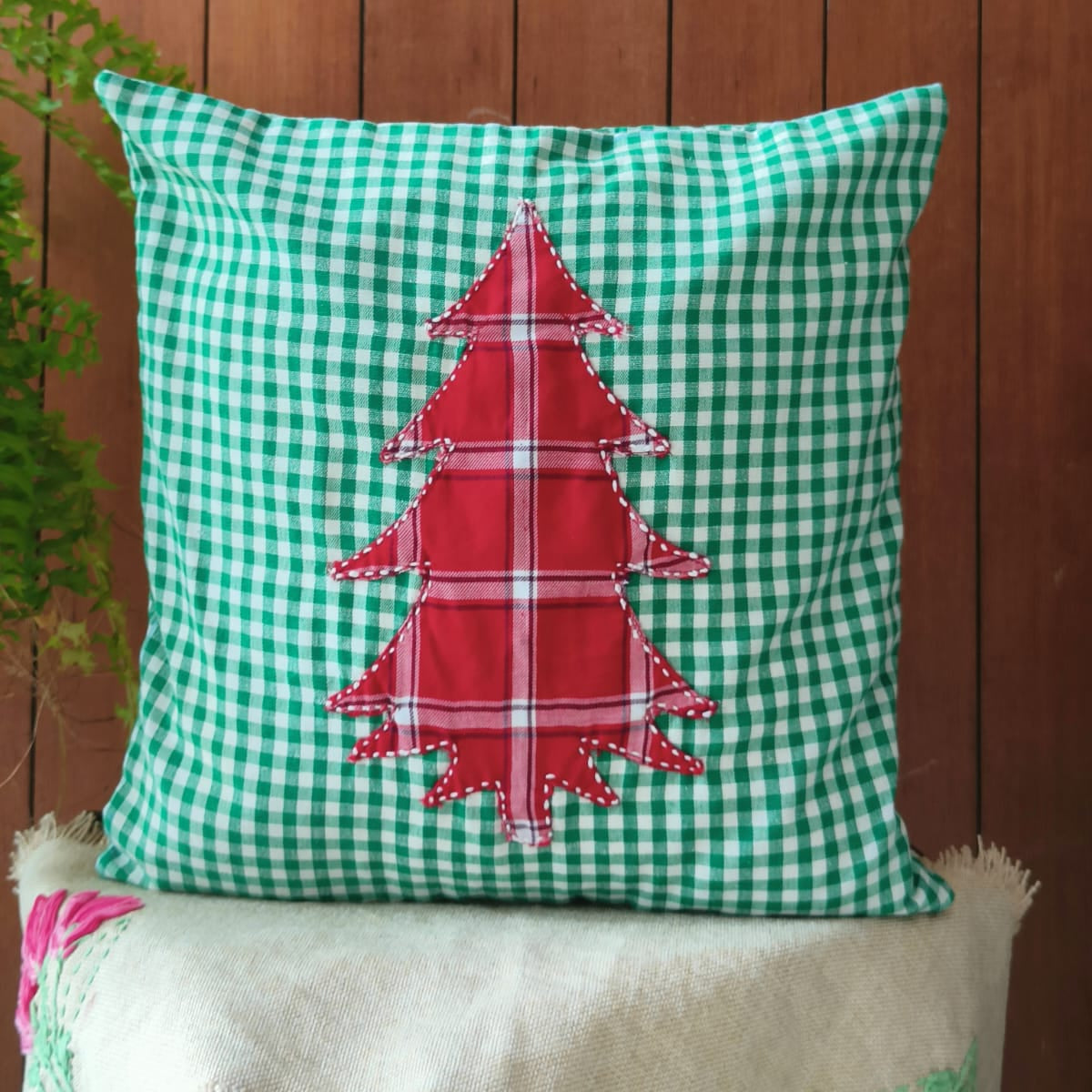 Christmas Themed Cushion Cover(16X16 Inch)