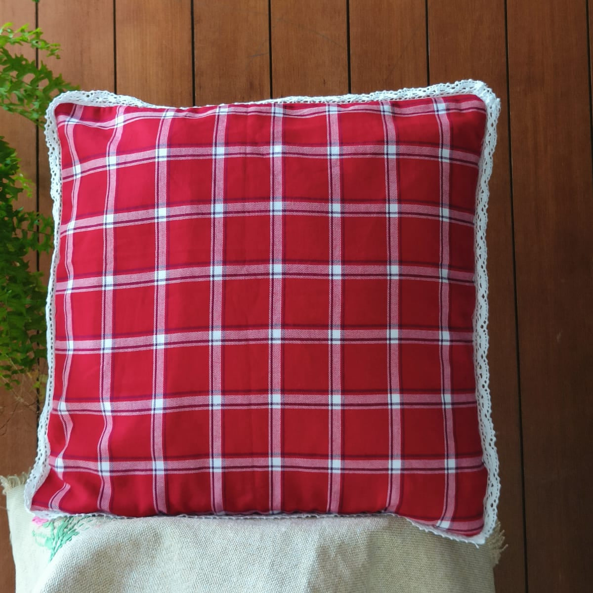 Christmas Themed Cushion Cover(16X16 Inch)
